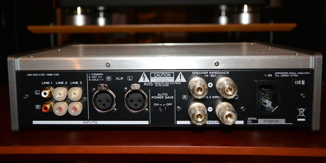 TEAC AX-501 プリメインアンプ XLRバランス入力装備 、リモコン付き AX
