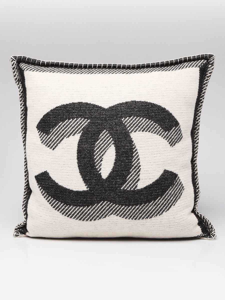 Chanel Wool/Cashmere Blend CC Throw Pillow | Yoogi's Closet