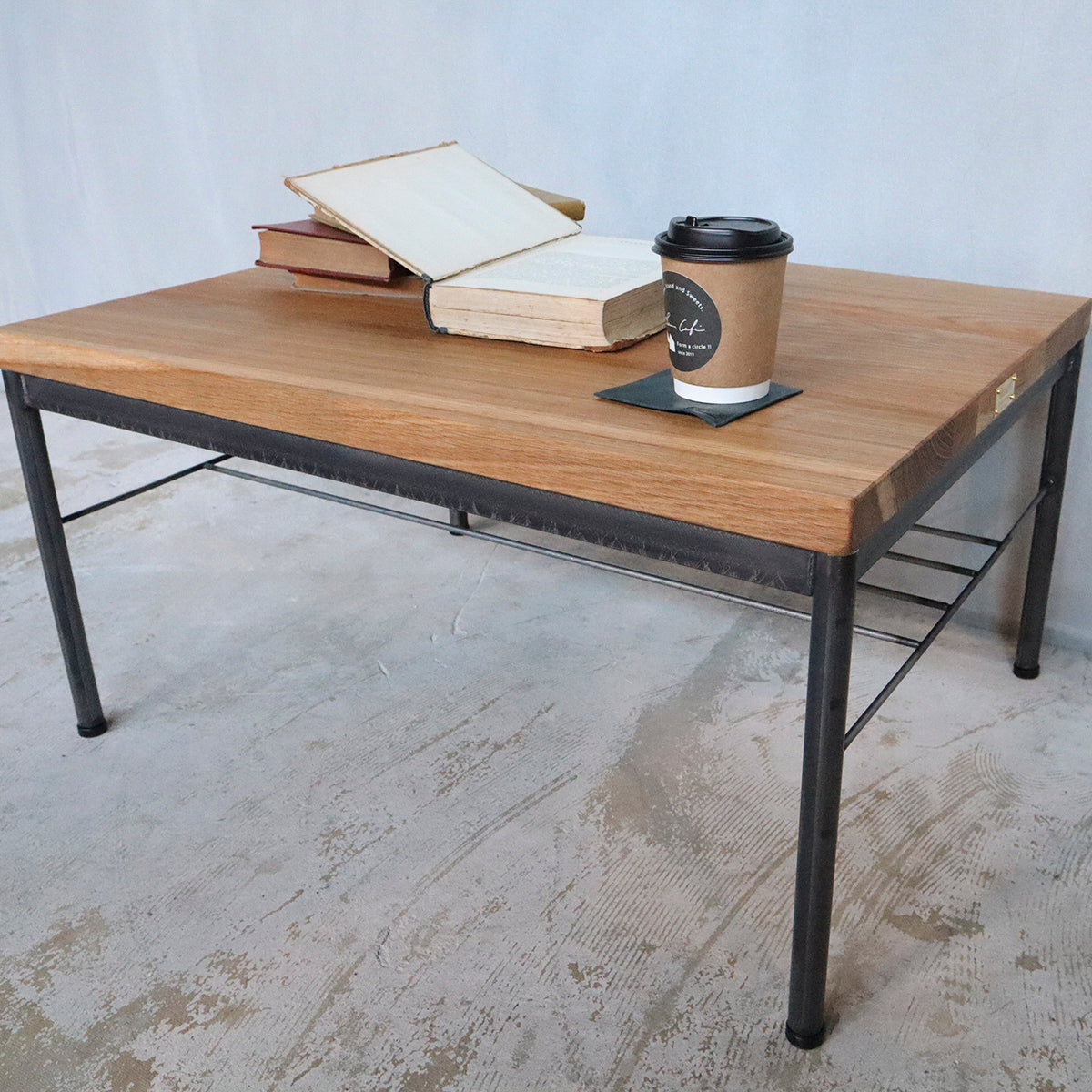 ローテーブル (RP_001) | オーダーメイドのアイアン家具を中心に数多く