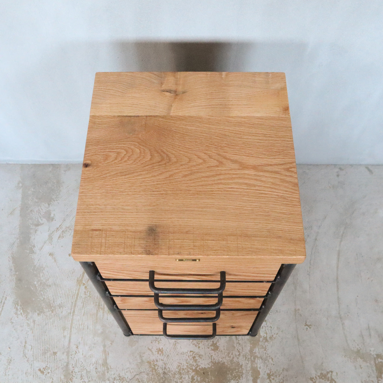 オークドロワーチェスト | オーダーメイドのアイアン家具を中心に