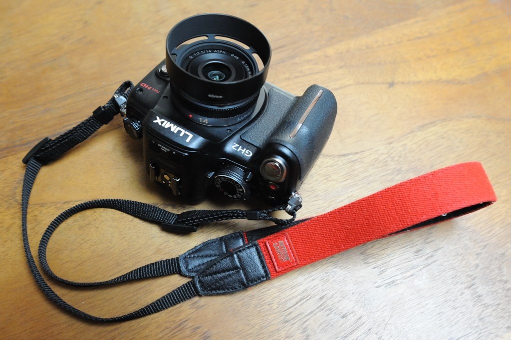 レンズ鏡筒の色違いについて』 パナソニック LUMIX G 14mm/F2.5 ASPH