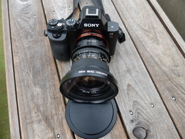 京セラ Carl Zeiss Distagon T* 18mm F4 (MM) 価格比較 - 価格.com