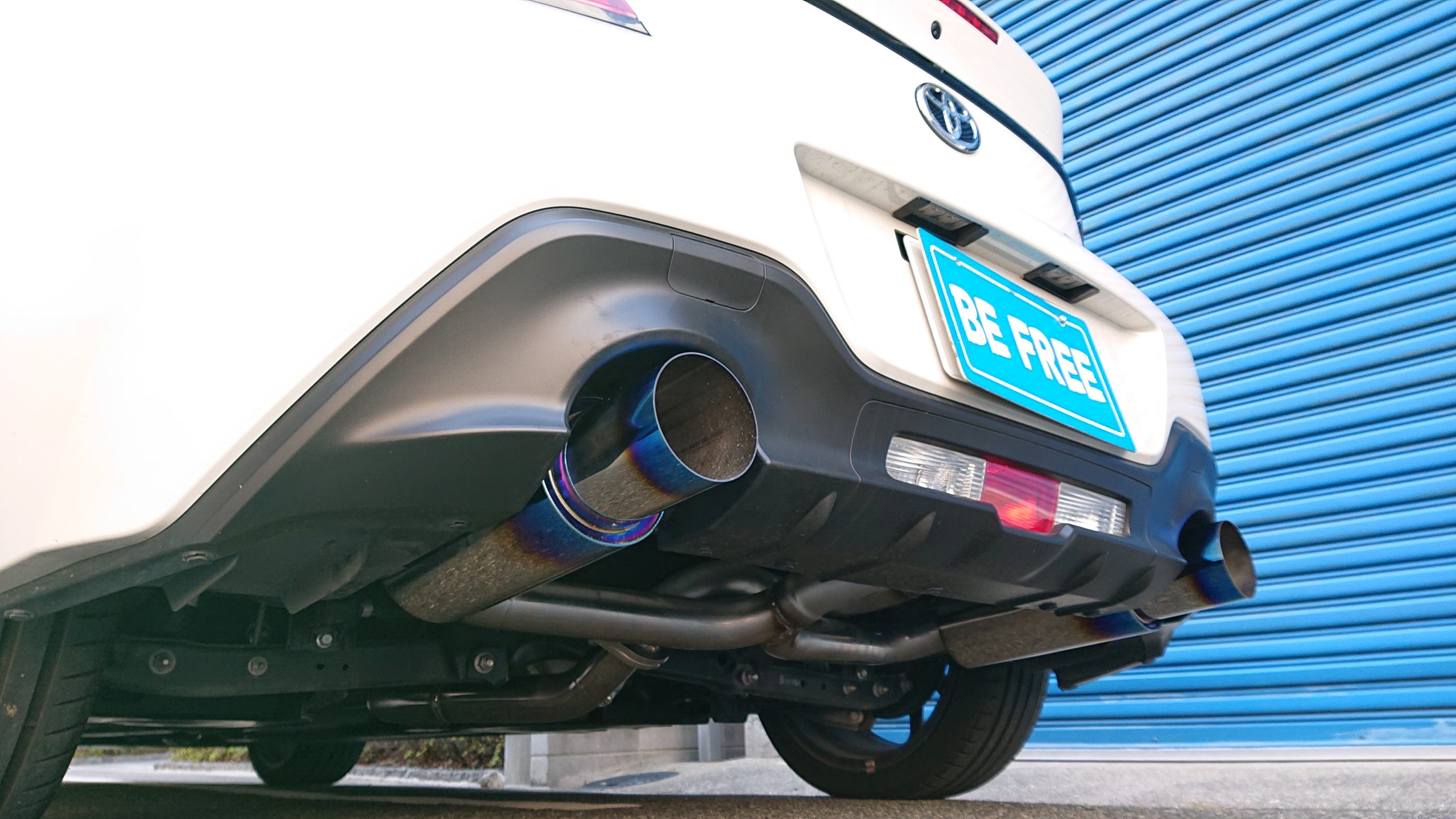 ZN8 GR86 ZD8 BRZ オールステンマフラー 砲弾 チタン発色 | Be Free