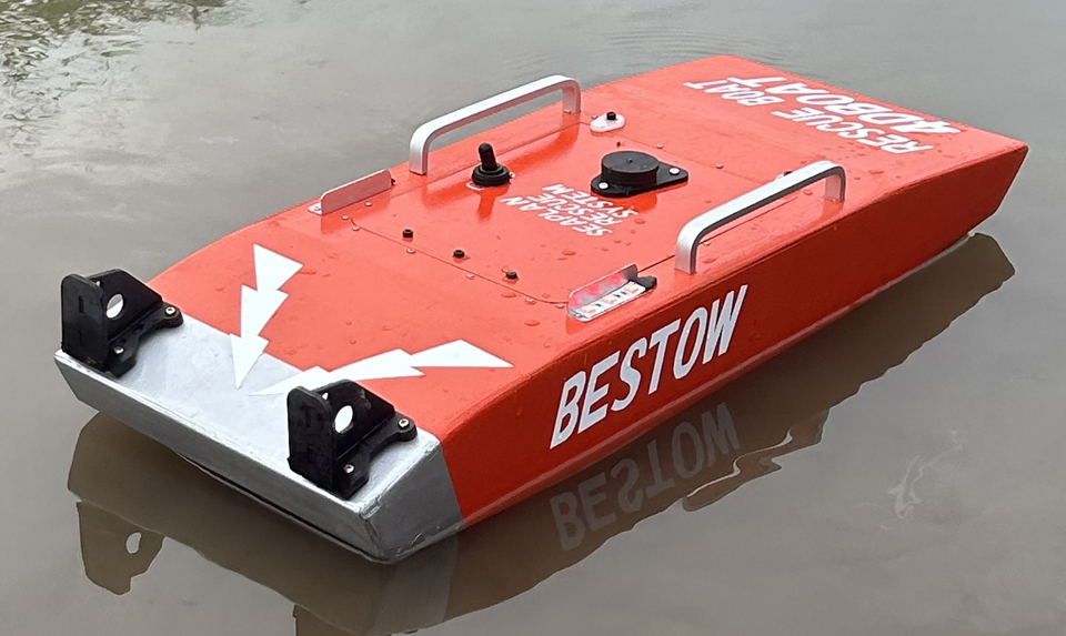 大型ラジコンボート、スチイ-ムエンジンボート4点 大型ラジコンボート