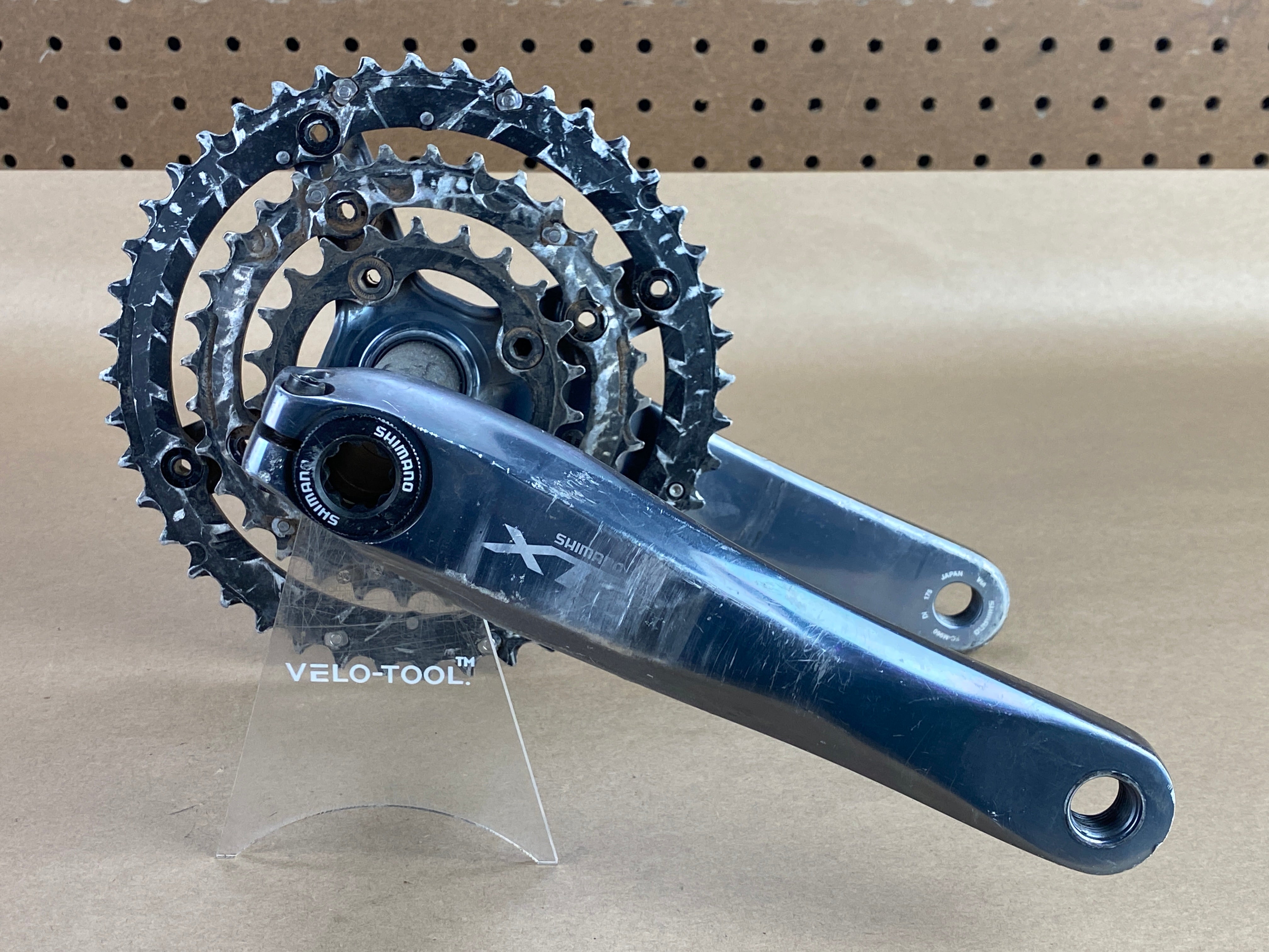 Shimano XTR FC-M960 Triple Crankset 175mm Fair
