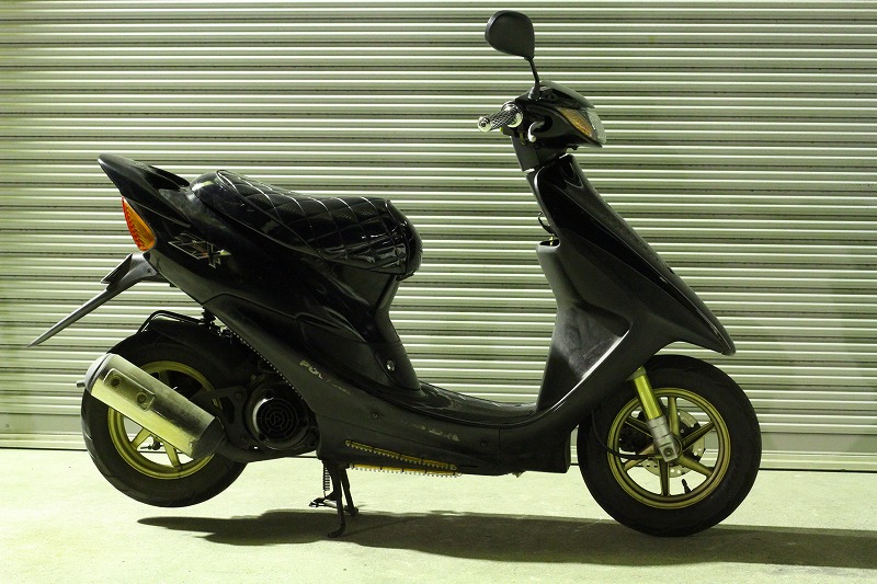 LED取り付け ライブディオZX | 埼玉県戸田市 中古バイク販売＆買取