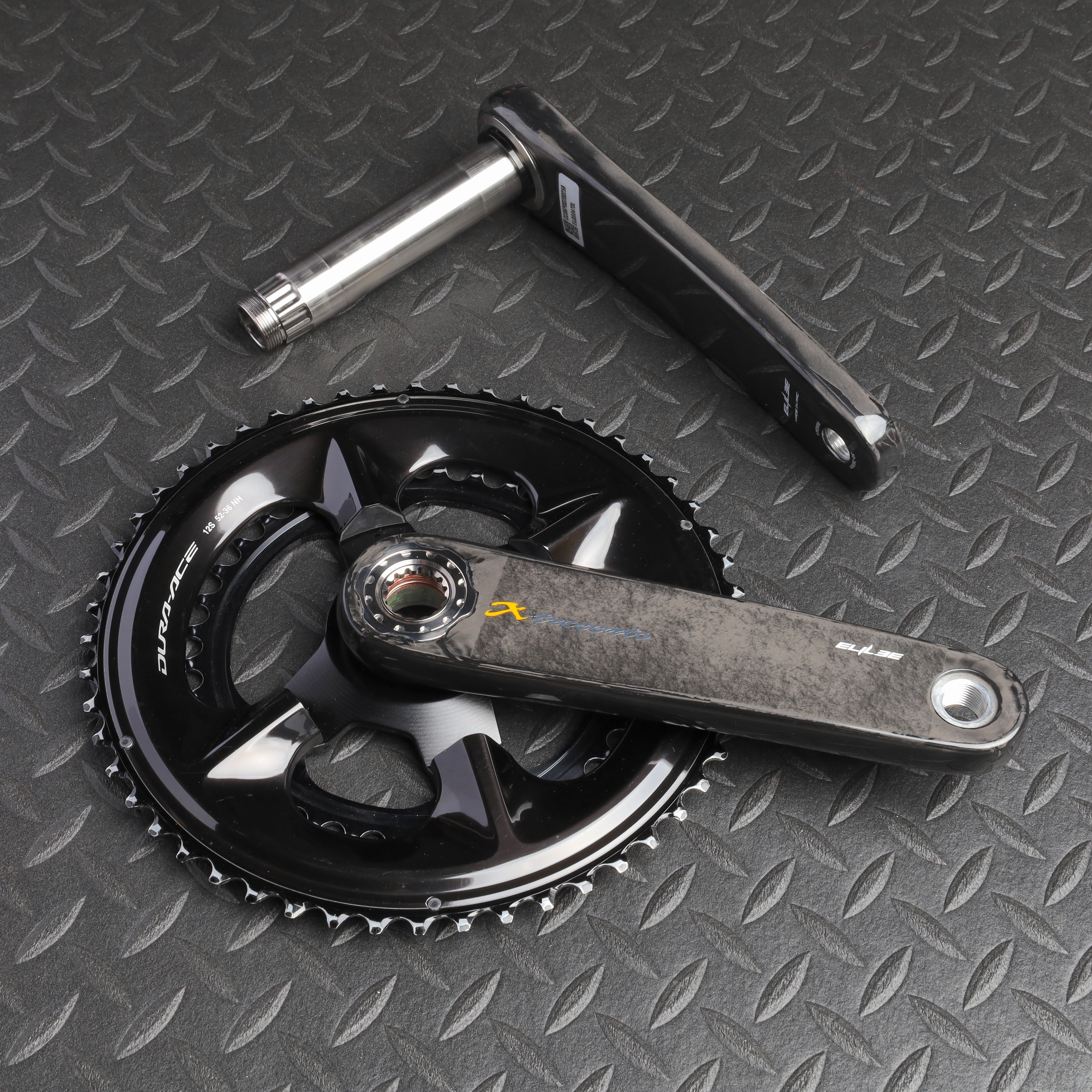 ELILEE / X-trecento カーボンクランクアーム チタニウムスピンドル(φ24mm)