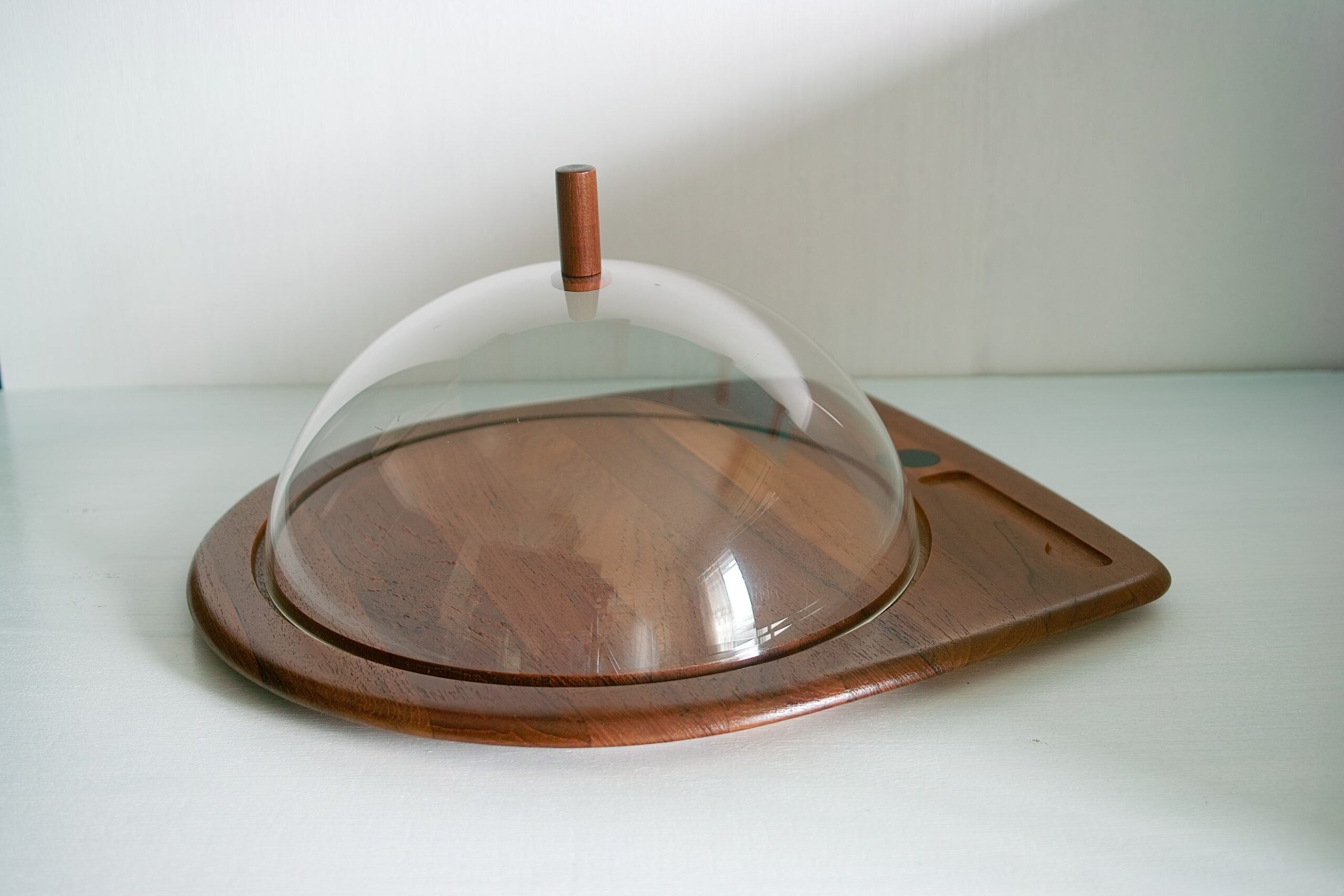 No.8068「デンマーク DIGSMED ケーキドーム：チーク 無垢集成材