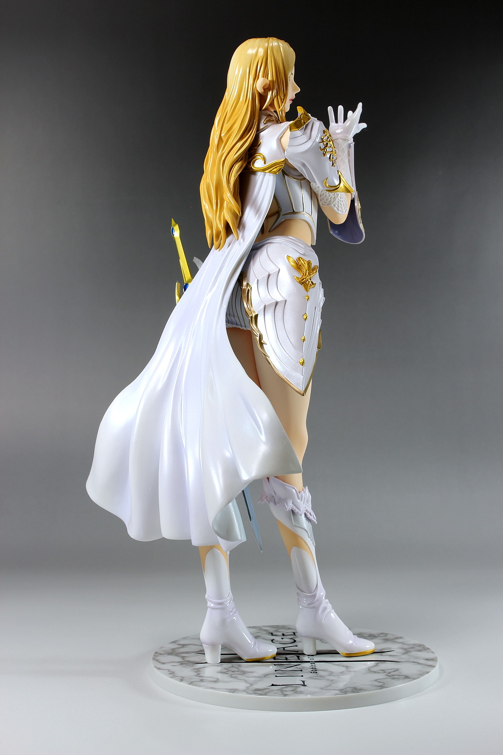 ≪ゲーム≫1/7スケール LINEGE II カマエル フィギュア ≪ゲーム≫1/7