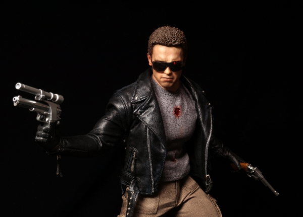 ホットトイズ ターミネーター T-800 バトルダメージ版 レビュー