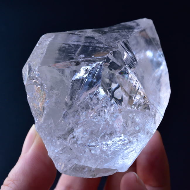 ウラルレムリアン・クォーツ レムリアンシード・クリスタル 虹入り