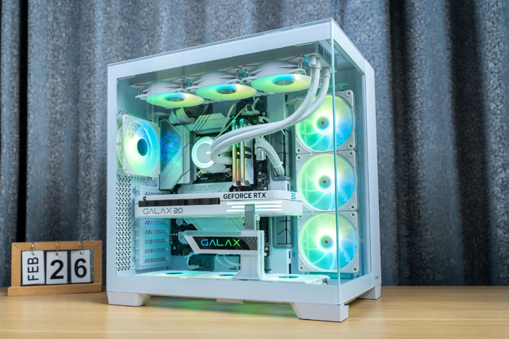 Antec、日本発売が決まったピラーレスデザイン＆デュアルチャンバーの