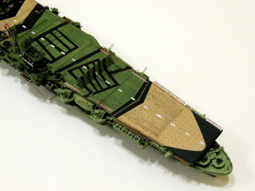 完成！ 1/700 【瑞鶴】（エンガノ岬沖海戦 1944年）の詳細画像です