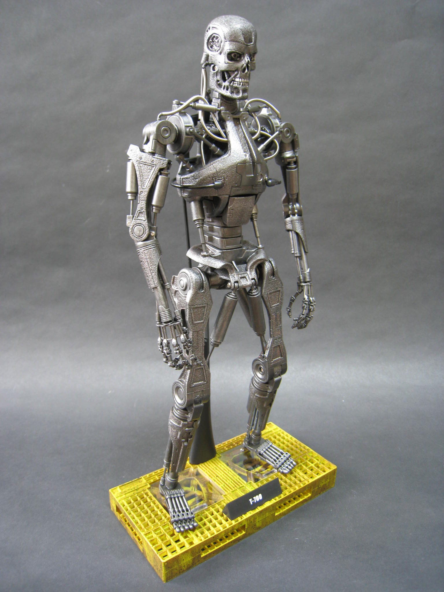 hottoys ターミネーター サルベーション t-600 Terminator ホット