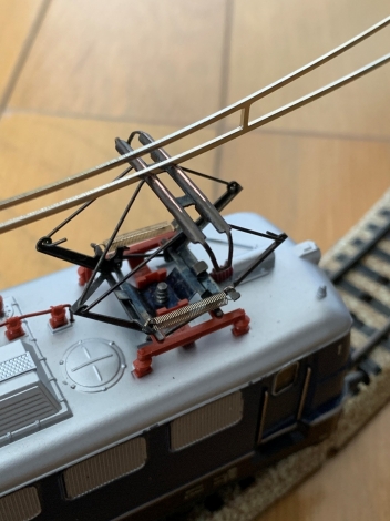 メルクリン 架線集電 - 鉄道と模型趣味のブログ 「ブレーゼル鉄道