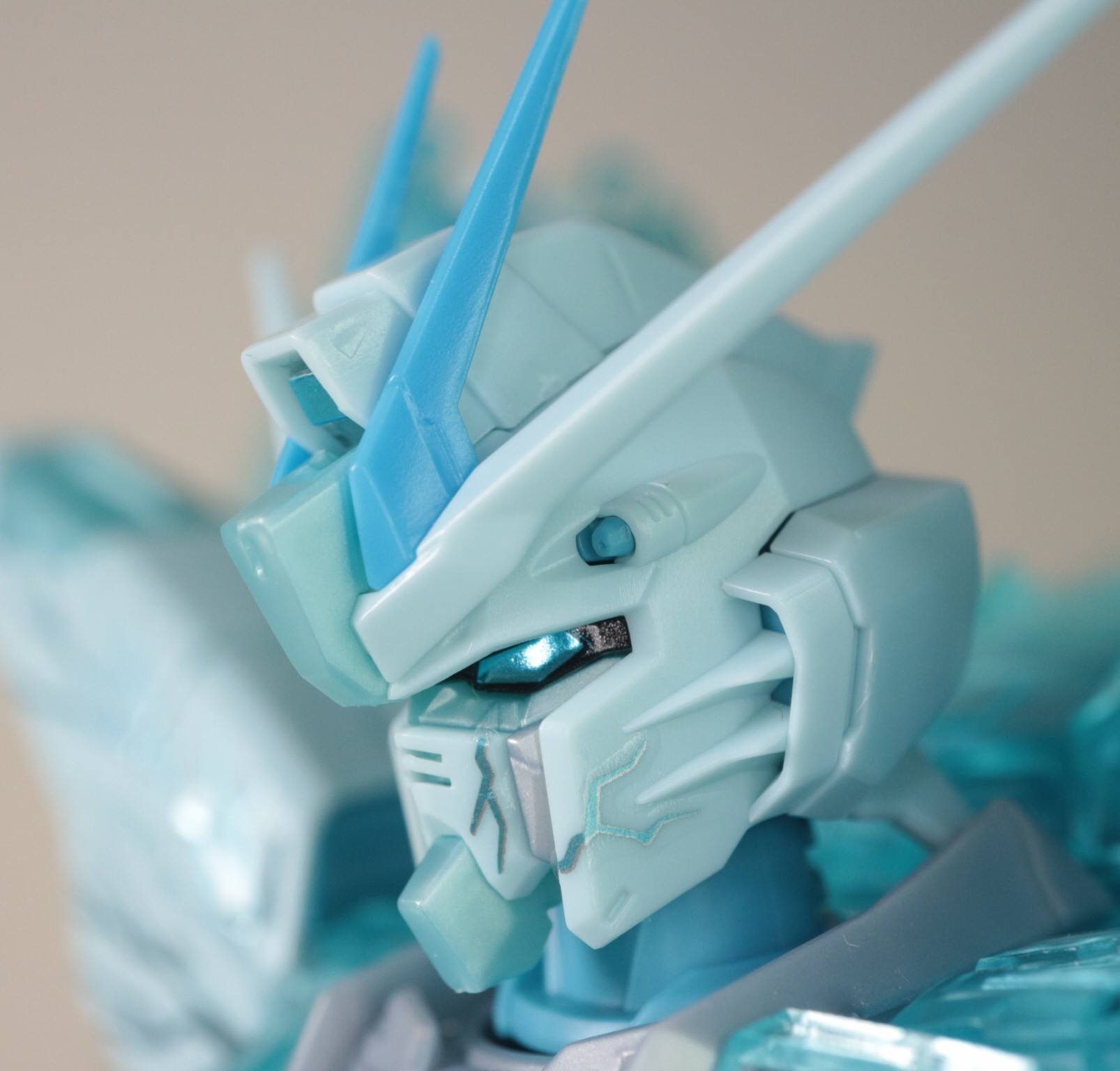 MG 1/100 フリーダムガンダムVer.2.0[CROSS CONTRAST COLORS/CLEAR
