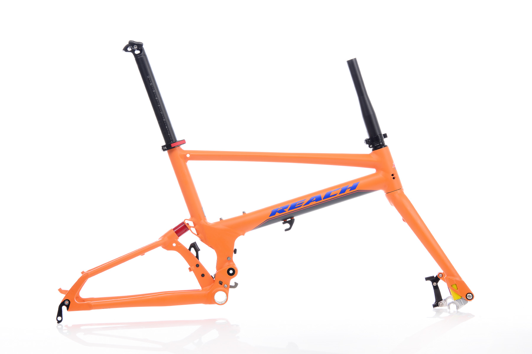 Pacific Cycles Reach 輪行しやすいドロップハンドル小径車の注目株