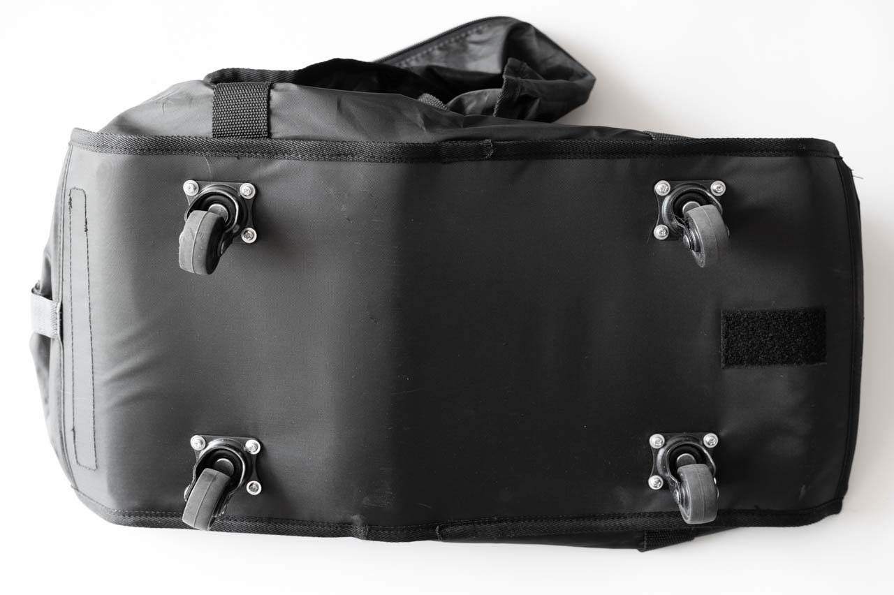 ブロンプトン用キャスター付き輪行袋！ころが〜るで、極楽輪行