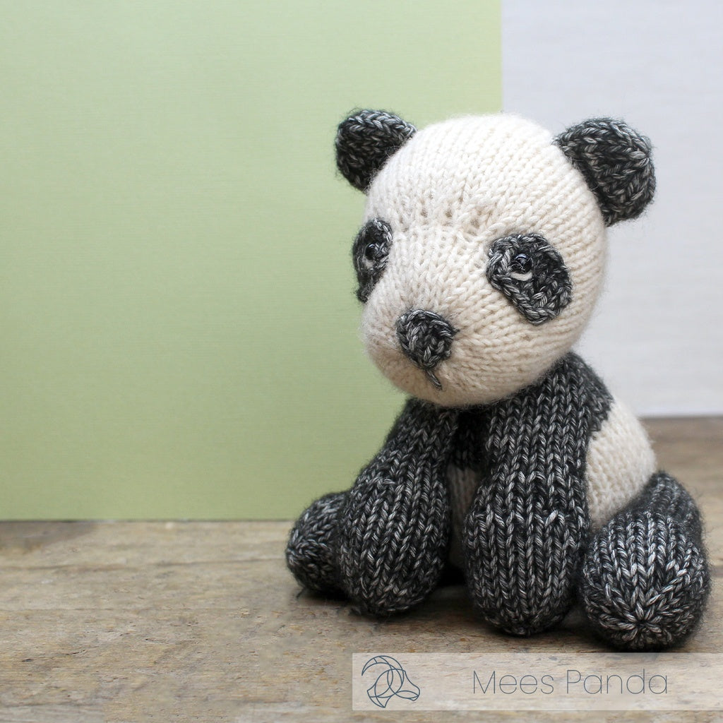 Mees Panda Knit Amigurumi Kit – Black Squirrel Yarns