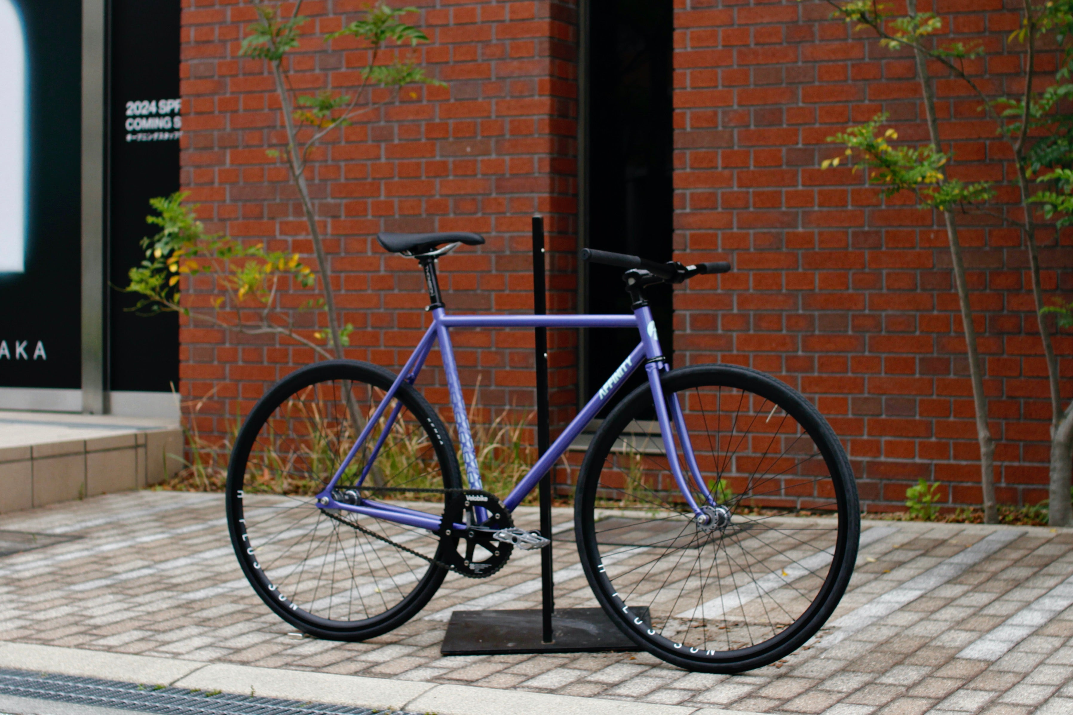 H PLUS SON archetype AT25リム2本セット28H H PLUS SON AT-25