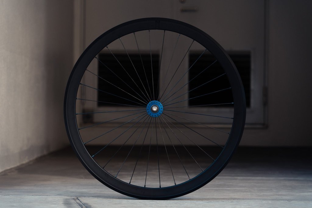 H PLUS SON SV42 前後ハブセット