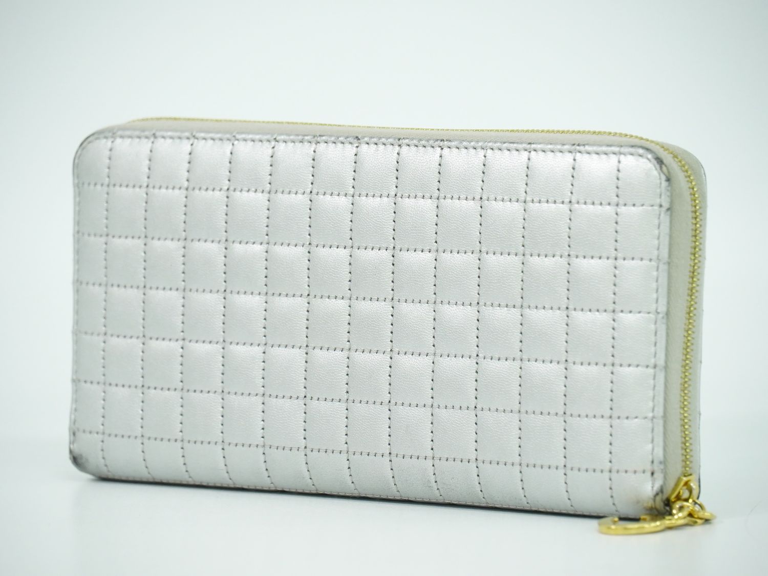 ☆CELINE☆ラージジップウォレット・キルティングレザー長財布・C