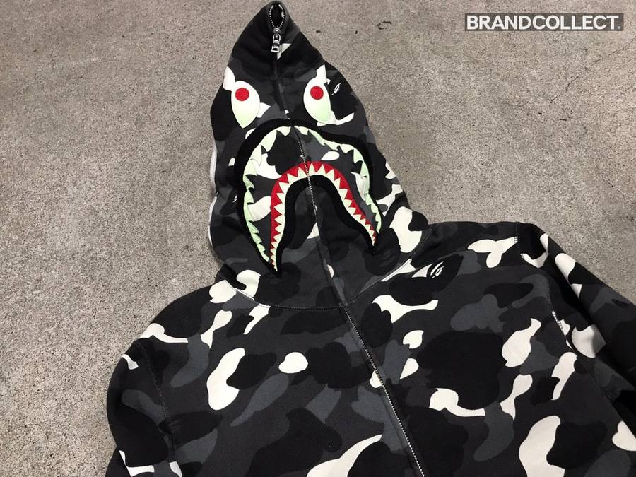 A BATHING APE(ア ベイシングエイプ)シャークパーカー特集