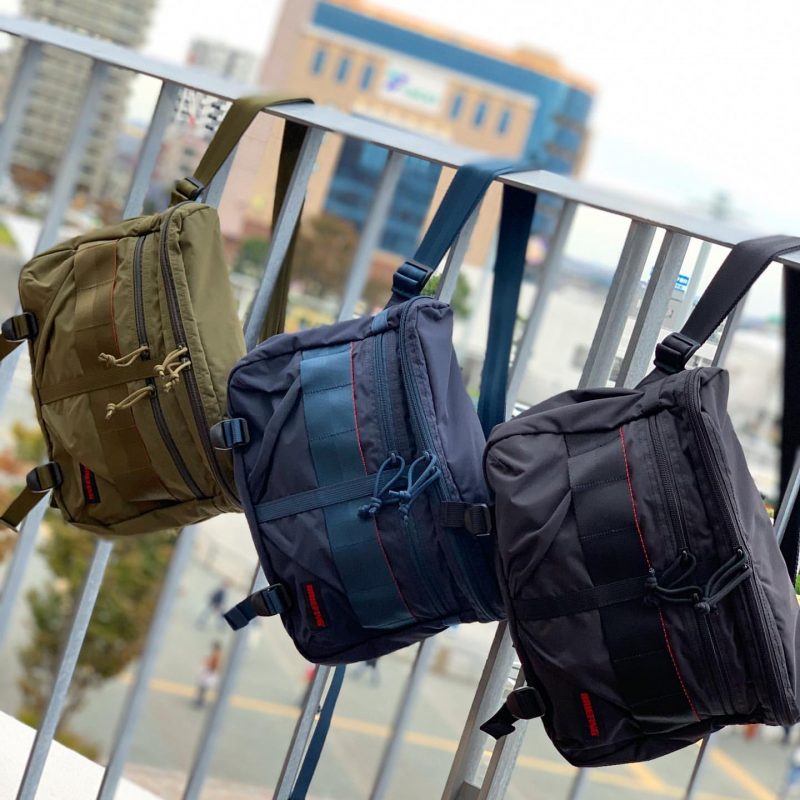 BRIEFING ブリーフィングのメッセンジャータイプのショルダーバッグ