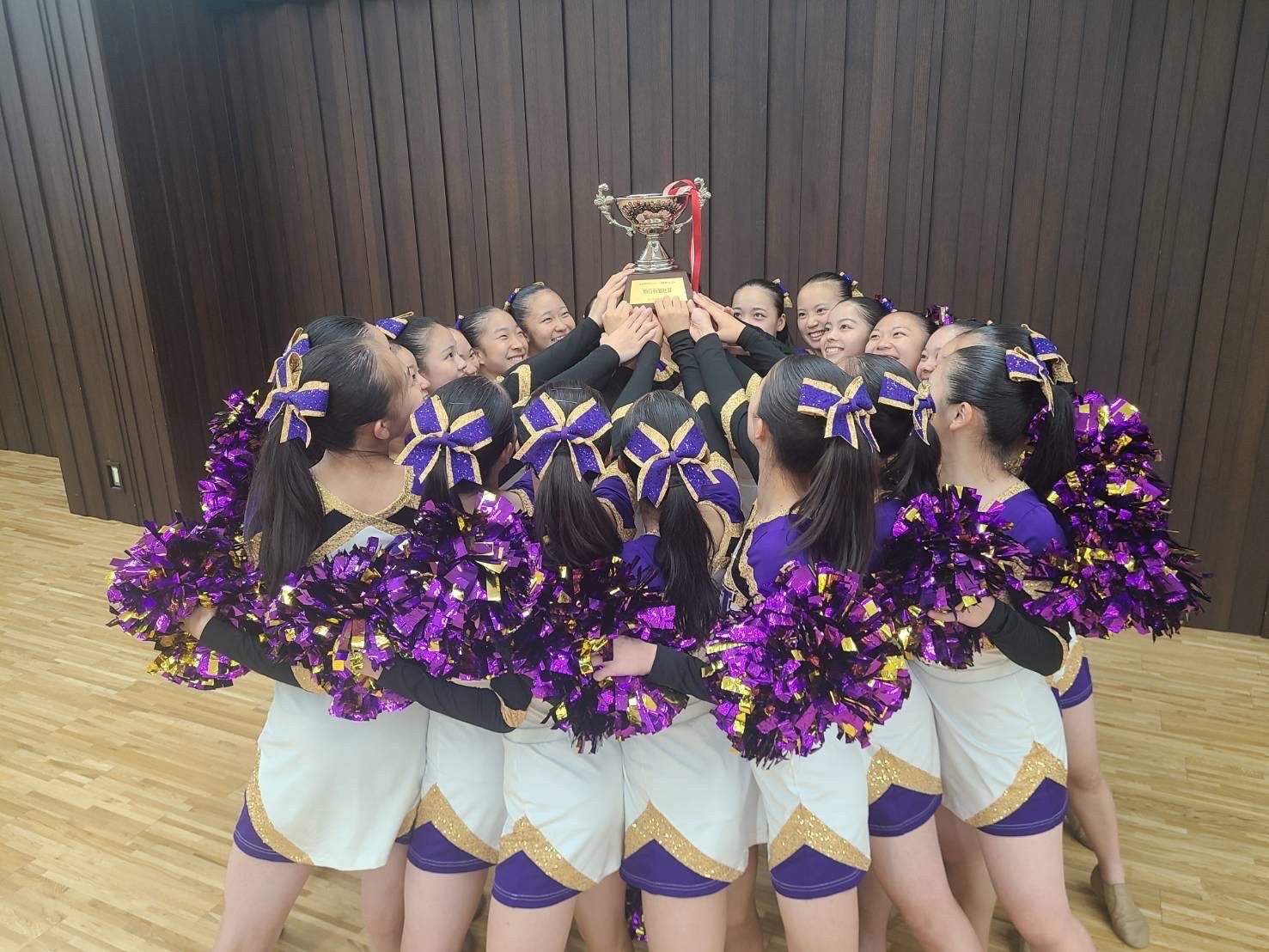 バトン部 BRIGHTS - 横浜創英高等学校