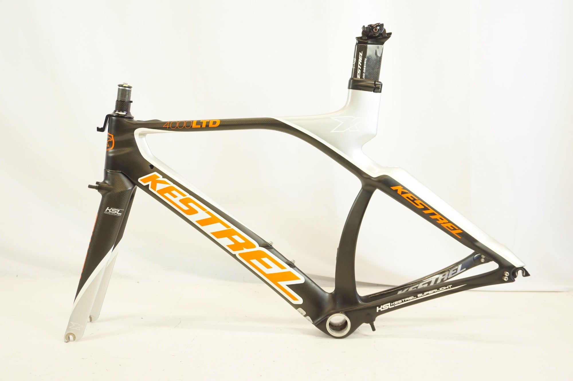 ジャンク KESTREL 「ケストレル」 4000 LTD 2013年モデル フレーム