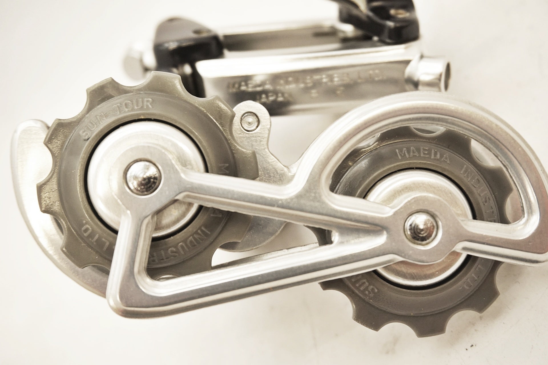 SUNTOUR 「サンツアー」 CYCLONE リアディレイラー / 有明ガーデン店