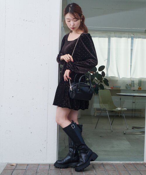 セール】【結婚式/オケージョン】ベロアスタッズミニワンピース