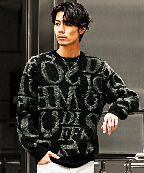 SOMEDIFF（サムディフ）の「フェザーヤーン総柄ニット ルーズ