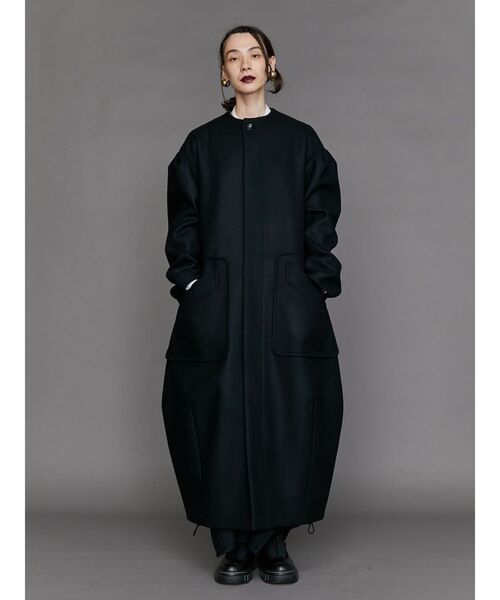 UN3D.（アンスリード）の「TUCK SHOLDER LONG CT / タックショルダー