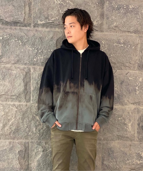 DIESEL（ディーゼル）の「メンズ ジップパーカー 刺繍 加工（パーカー