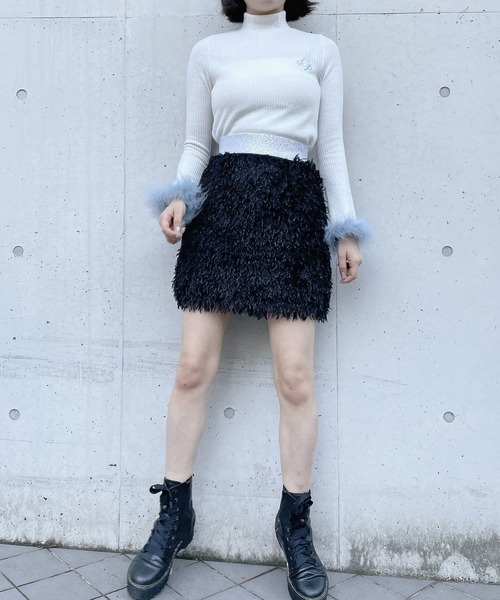 lilLilly（リルリリー）の「フェザーライクミニスカート（スカート