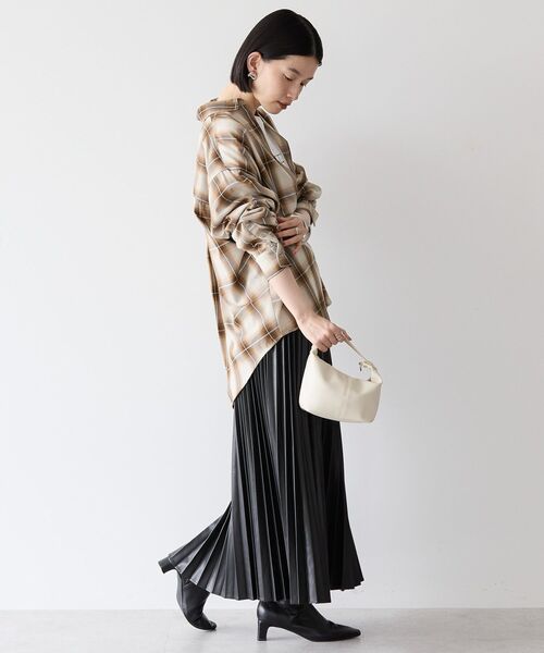 AMERICAN HOLIC（アメリカンホリック）の「フェイクレザープリーツ