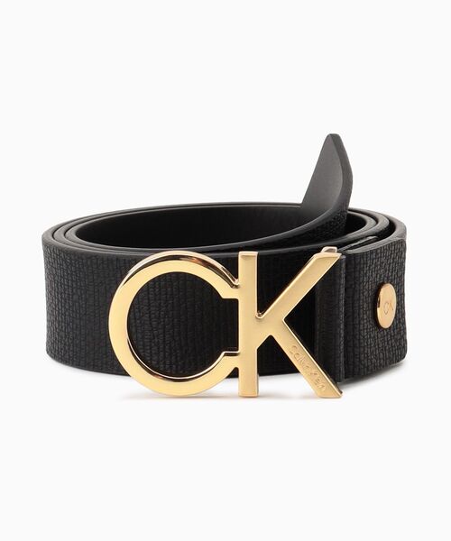 Calvin Klein（カルバン・クライン）の「メタル モノグラム ロゴ