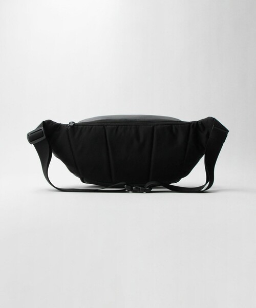 GLR レザー ファンクショナル スリングバッグ（ボディバッグ/ウエスト