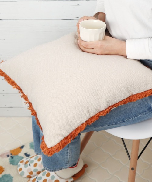 studio CLIP（スタディオクリップ）の「ネップフリンジクッション