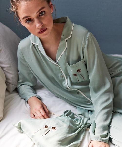 ALEXIA STAM（アリシアスタン）の「Palm Tree Pajama Set /パーム