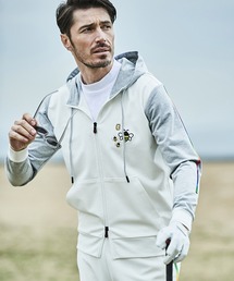 g-stage（ジーステージ）の「g-stage 春夏配色蜂ワッペン付きパーカー