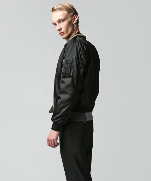 Alexander McQueen（アレキサンダーマックイーン）の「BOMBER