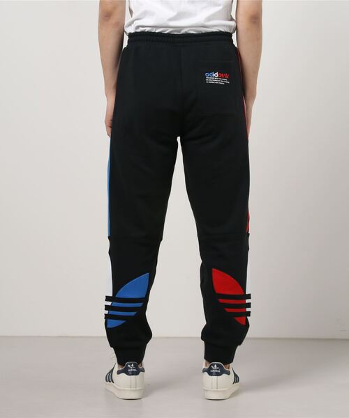 adidas（アディダス）の「アディカラー スウェットパンツ [TRICOL