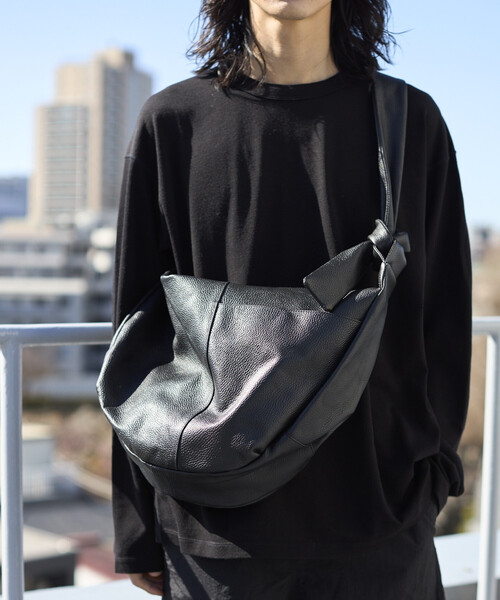 セール】Firsthand/ファーストハンド Leather Banana Big Shoulder Bag