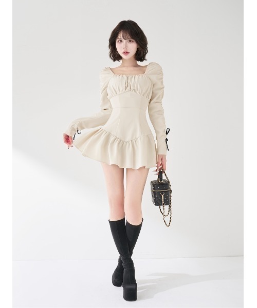 新品 ダーリッチ スクエアネックギャザーミニワンピース FREE