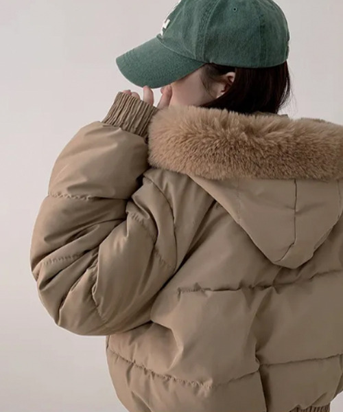 セール】【裏起毛】ファー付 ショート丈フェイクダウンジャケット