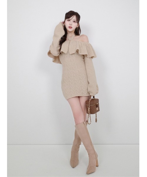 ホルターデザインオフショルニットミニワンピース（ワンピース