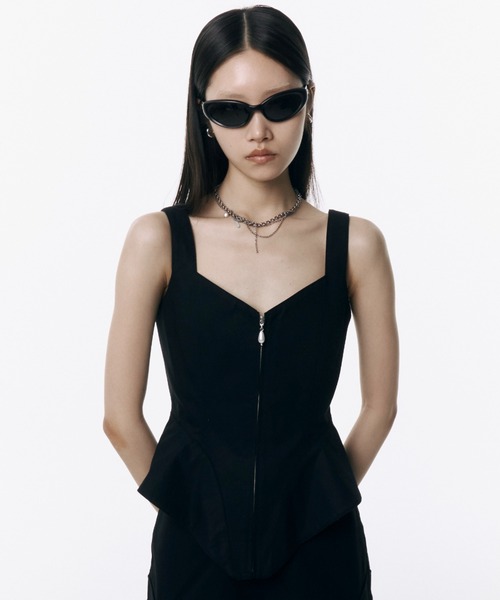 LAYERED PEPURUM TOPS/レイヤードペプラムトップス（Tシャツ