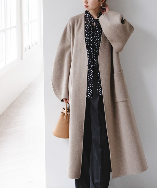 Noble（ノーブル）の「Super160sパフスリーブロングコート（ノーカラー